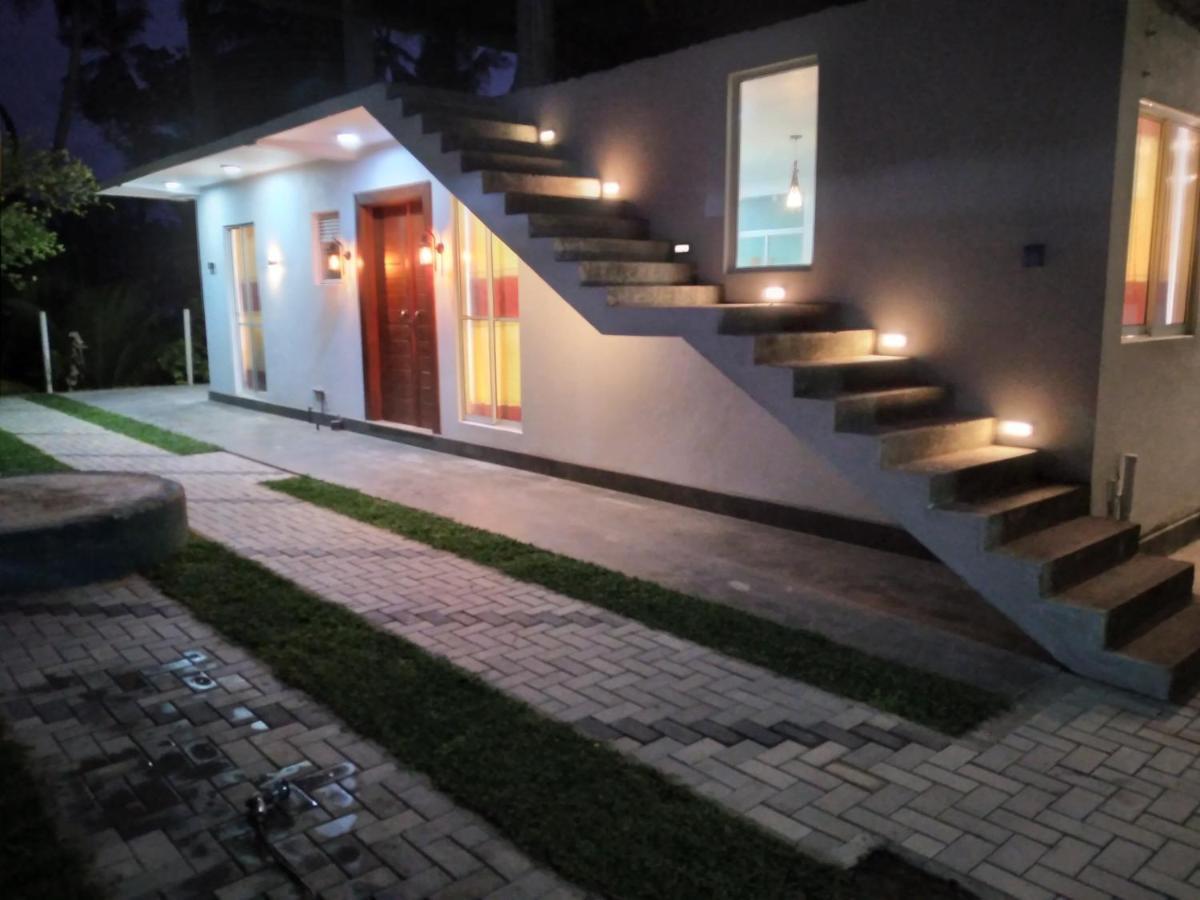 Golden Villa Ambalangoda  Bagian luar foto